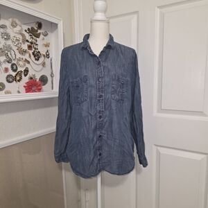 Banana Republic Denim Button-Down Shirt in Faded Blue
